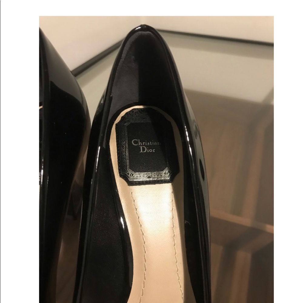 Christian Dior. Elegant, classy. casual, dressy, date night. Timeless. Classic.